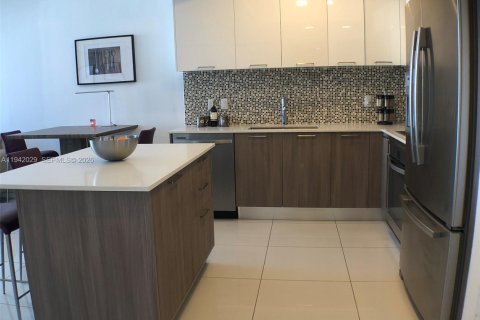 Copropriété à louer à Doral, Floride: 1 chambre, 63.92 m2 № 2000634 - photo 8