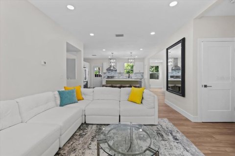 Villa ou maison à vendre à Clearwater, Floride: 4 chambres, 239.04 m2 № 2155208 - photo 11