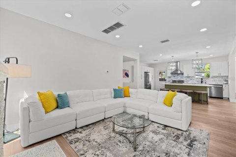 Villa ou maison à vendre à Clearwater, Floride: 4 chambres, 239.04 m2 № 2155208 - photo 10