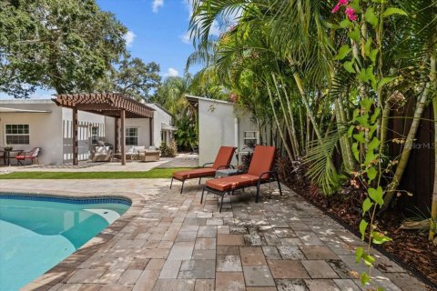 Villa ou maison à vendre à Clearwater, Floride: 4 chambres, 239.04 m2 № 2155208 - photo 8