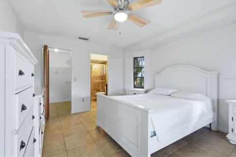 Casa en venta en Port Charlotte, Florida, 3 dormitorios, 121.52 m2 № 2418524 - foto 12