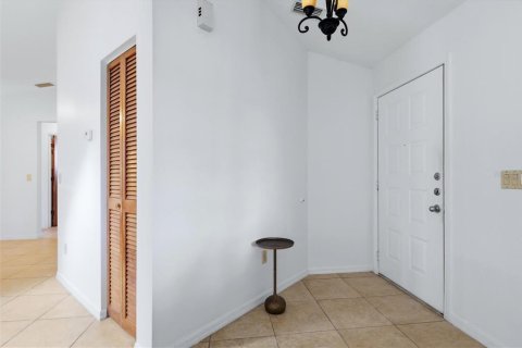 Casa en venta en Port Charlotte, Florida, 3 dormitorios, 121.52 m2 № 2418524 - foto 6