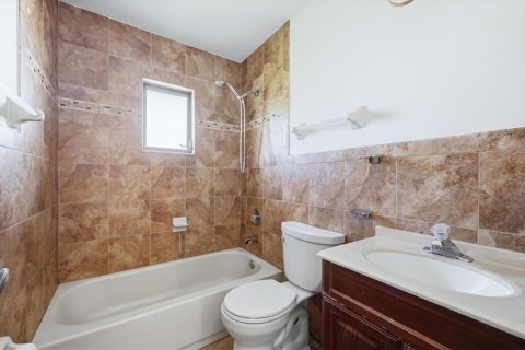 Casa en venta en Port Charlotte, Florida, 3 dormitorios, 121.52 m2 № 2418524 - foto 20