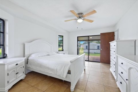 Casa en venta en Port Charlotte, Florida, 3 dormitorios, 121.52 m2 № 2418524 - foto 13