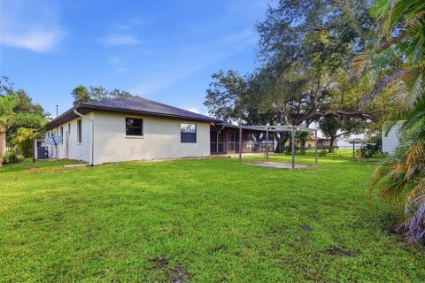 Casa en venta en Port Charlotte, Florida, 3 dormitorios, 121.52 m2 № 2418524 - foto 25
