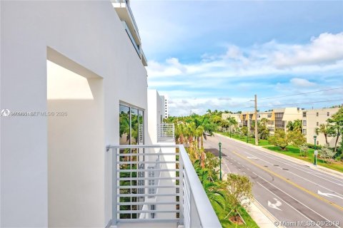 Condominio en alquiler en Aventura, Florida, 3 dormitorios, 156.35 m2 № 2023659 - foto 30