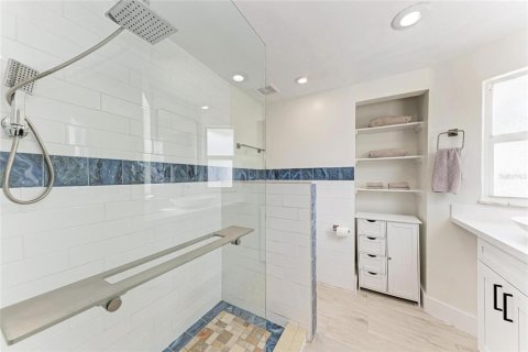 House in Longboat Key, Florida 2 bedrooms, 129.6 sq.m. № 1803313 - photo 25