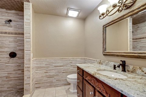 Townhouse in Lakeland, Florida 2 bedrooms, 212.56 sq.m. № 2379653 - photo 20