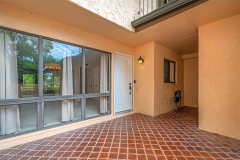Townhouse in Lakeland, Florida 2 bedrooms, 212.56 sq.m. № 2379653 - photo 4