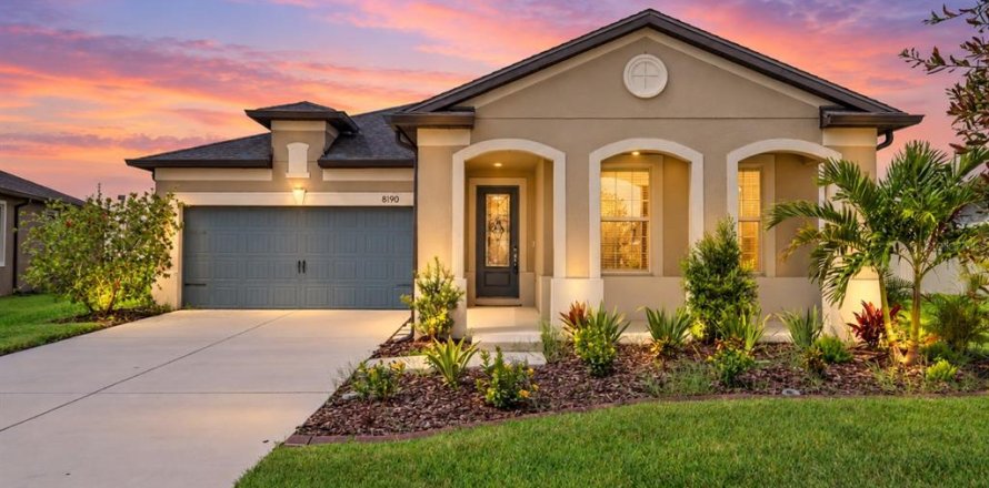 Casa en Wesley Chapel, Florida 4 dormitorios, 185.8 m2 № 2386076