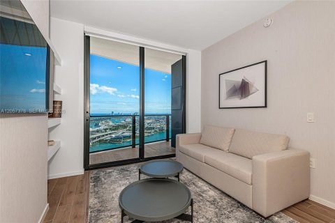 Condo in Miami, Florida, 2 bedrooms № 2248850 - photo 9