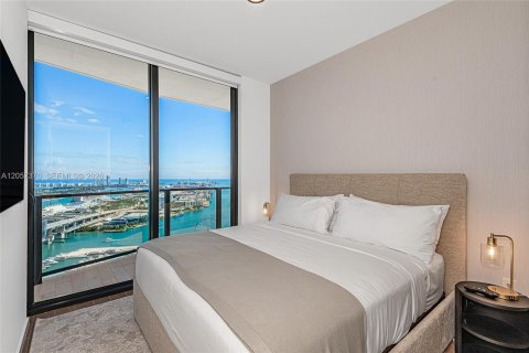 Condo in Miami, Florida, 2 bedrooms № 2248850 - photo 23