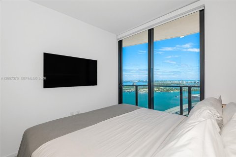 Condo in Miami, Florida, 2 bedrooms № 2248850 - photo 25