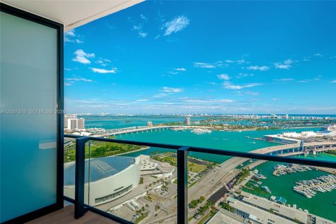 Condo in Miami, Florida, 2 bedrooms № 2248850 - photo 24