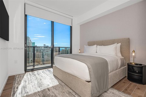 Condo in Miami, Florida, 2 bedrooms № 2248850 - photo 17