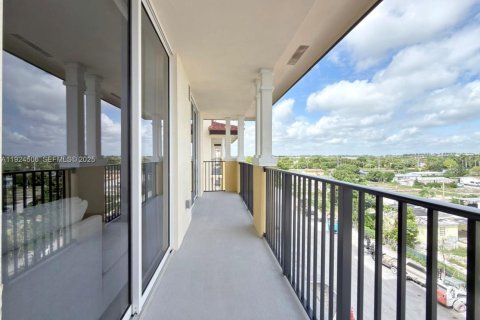 Appartement à louer à Sweetwater, Floride: 1 chambre, 479.75 m2 № 1982918 - photo 14