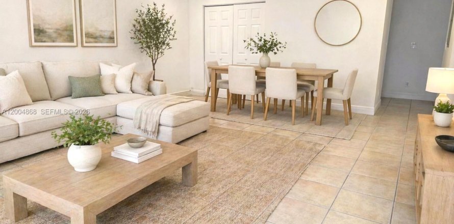 House in Hollywood, Florida 3 bedrooms, 109.62 sq.m. № 2068974