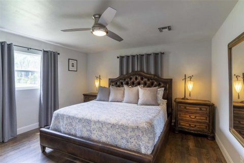 House in Mount Dora, Florida 10 bedrooms, 510.87 sq.m. № 1768028 - photo 23
