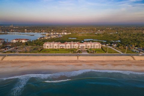 Condo in Flagler Beach, Florida, 3 bedrooms  № 1745027 - photo 2