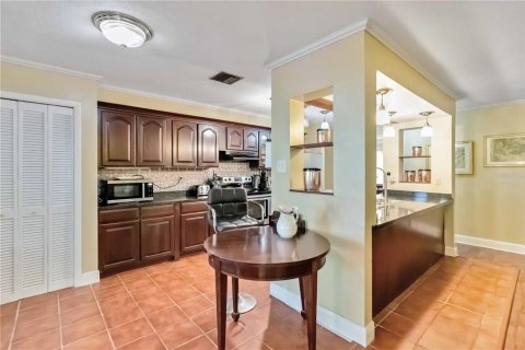 Villa ou maison à vendre à Maitland, Floride: 4 chambres, 253.81 m2 № 1909719 - photo 11