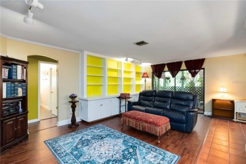 Villa ou maison à vendre à Maitland, Floride: 4 chambres, 253.81 m2 № 1909719 - photo 12