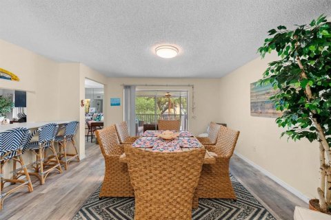 Condominio en venta en Saint Petersburg, Florida, 2 dormitorios, 127.74 m2 № 2285366 - foto 9