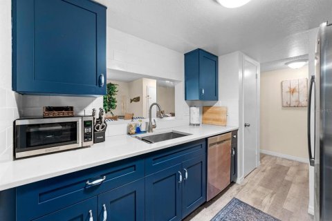 Condominio en venta en Saint Petersburg, Florida, 2 dormitorios, 127.74 m2 № 2285366 - foto 16