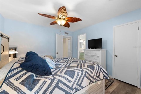 Condominio en venta en Saint Petersburg, Florida, 2 dormitorios, 127.74 m2 № 2285366 - foto 18