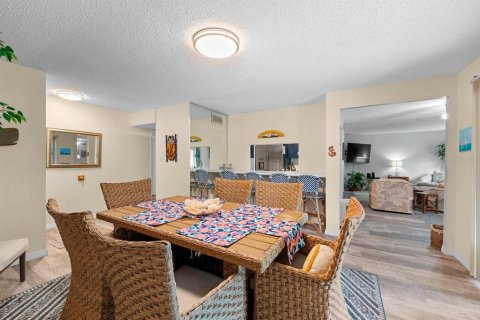 Condominio en venta en Saint Petersburg, Florida, 2 dormitorios, 127.74 m2 № 2285366 - foto 8