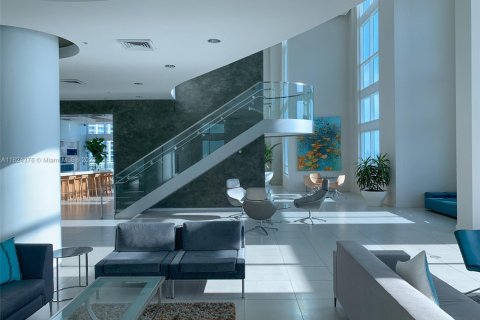 Condo in Miami, Florida, 2 bedrooms  № 1790180 - photo 26
