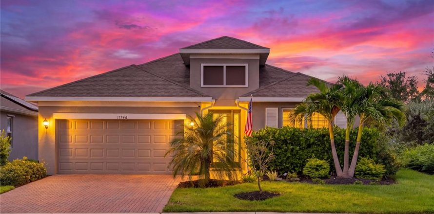Villa ou maison à Parrish, Floride 4 chambres, 220.64 m2 № 2347657