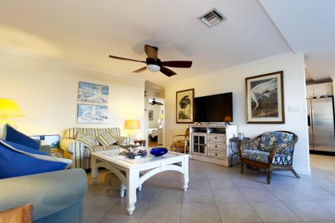 Copropriété à vendre à Jensen Beach, Floride: 2 chambres, 101.54 m2 № 2088041 - photo 11