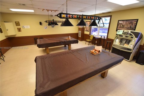 Купить виллу или дом в Уэст-Палм-Бич, Флорида 2 спальни, 84.54м2, № 1991181 - фото 26