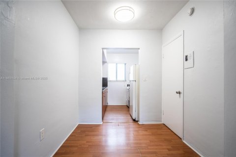 Apartment in Miami Beach, Florida 48.77 sq.m. № 1890542 - photo 6
