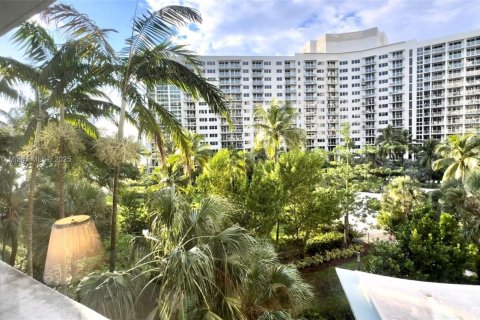 Снять в аренду квартиру в Майами-Бич, Флорида 1 спальня, 71.53м2, № 2034945 - фото 13