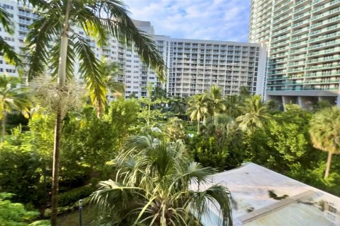 Снять в аренду квартиру в Майами-Бич, Флорида 1 спальня, 71.53м2, № 2034945 - фото 5