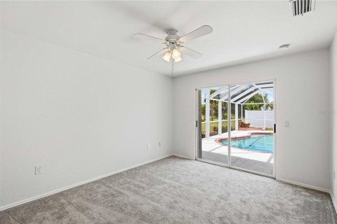 House in Rotonda, Florida 4 bedrooms, 242.38 sq.m. № 2142721 - photo 28
