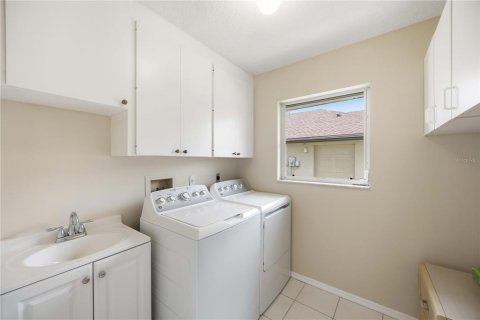 House in Rotonda, Florida 4 bedrooms, 242.38 sq.m. № 2142721 - photo 29