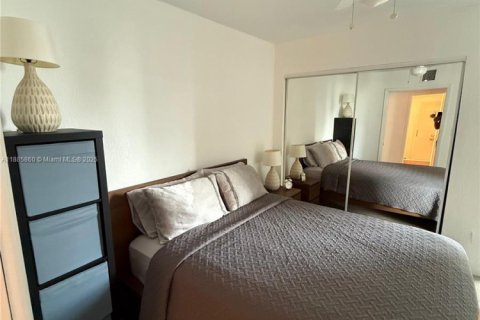 Copropriété à louer à Hallandale Beach, Floride: 1 chambre, 52.95 m2 № 1932589 - photo 16