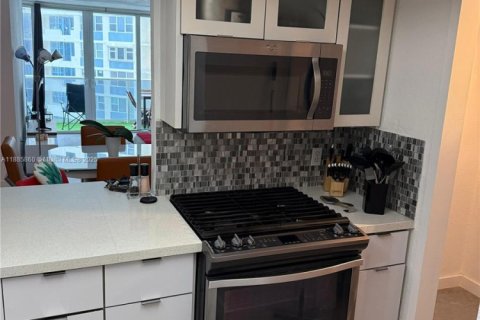 Copropriété à louer à Hallandale Beach, Floride: 1 chambre, 52.95 m2 № 1932589 - photo 12