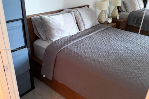 Copropriété à louer à Hallandale Beach, Floride: 1 chambre, 52.95 m2 № 1932589 - photo 17