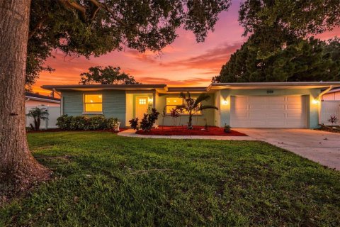 Villa ou maison à vendre à Clearwater, Floride: 3 chambres, 122.17 m2 № 2344611 - photo 3