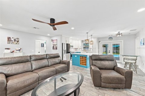 Villa ou maison à vendre à Clearwater, Floride: 3 chambres, 122.17 m2 № 2344611 - photo 14
