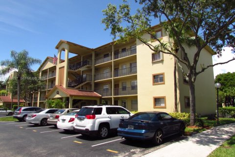 Condominio en alquiler en Pembroke Pines, Florida, 1 dormitorio, 47.75 m2 № 2057796 - foto 21