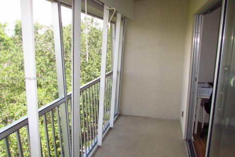 Condominio en alquiler en Pembroke Pines, Florida, 1 dormitorio, 47.75 m2 № 2057796 - foto 17