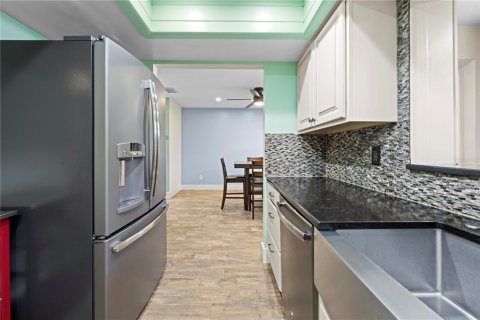 Купить виллу или дом в Хомосасса, Флорида 13 комнат, 155.15м2, № 1551670 - фото 25