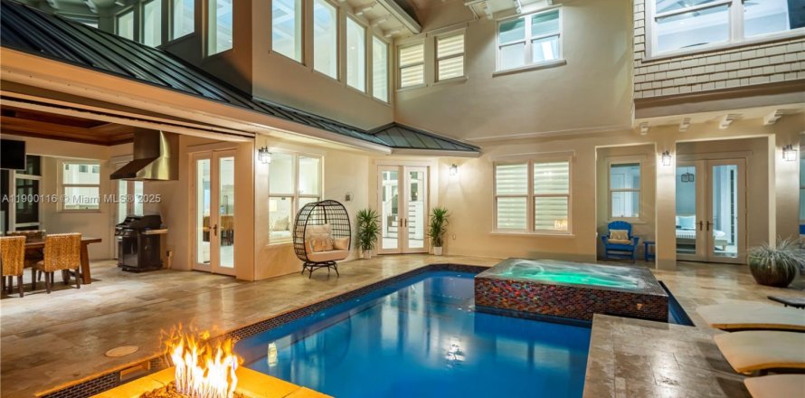 Casa en Stuart, Florida 5 dormitorios, 304.16 m2 № 2053646