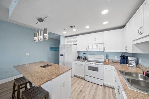 Copropriété à vendre à Panama City Beach, Floride: 3 chambres, 117.24 m2 № 1680766 - photo 22