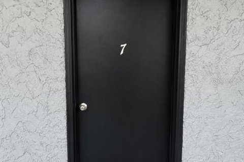 Appartement à Brooksville, Floride 3 pièces, 55.74 m2 № 2374115