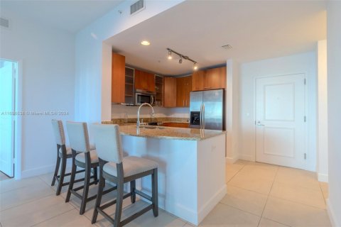 Купить кондоминиум в Халландейл-Бич, Флорида 2 спальни, 103.31м2, № 2013020 - фото 20